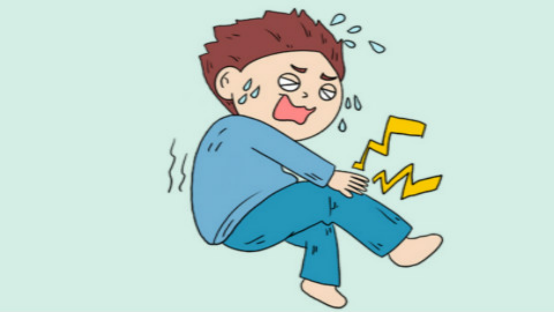 办公结束后可能会感觉到背部僵硬,从而引发下肢疼痛,麻木的情况