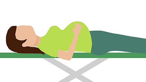 孕妇家中有高血压的病人时，应该多关注自己的血压指数