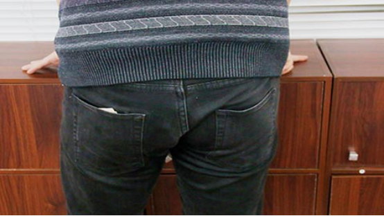 这种疾病一般是因为外力的作用下导致皮肤出现多次损伤