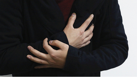 左束支传导阻滞的发生大多是因为体内的血液在心脏部位的传输出现了阻碍