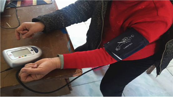 患者经常会感觉到精神萎靡不振，四肢酸软无力，尤其是在早上的时候