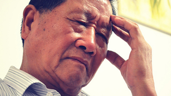 一只眼睛,另外一只眼睛看东西出现了重影的现象,这就是单眼重影的情况